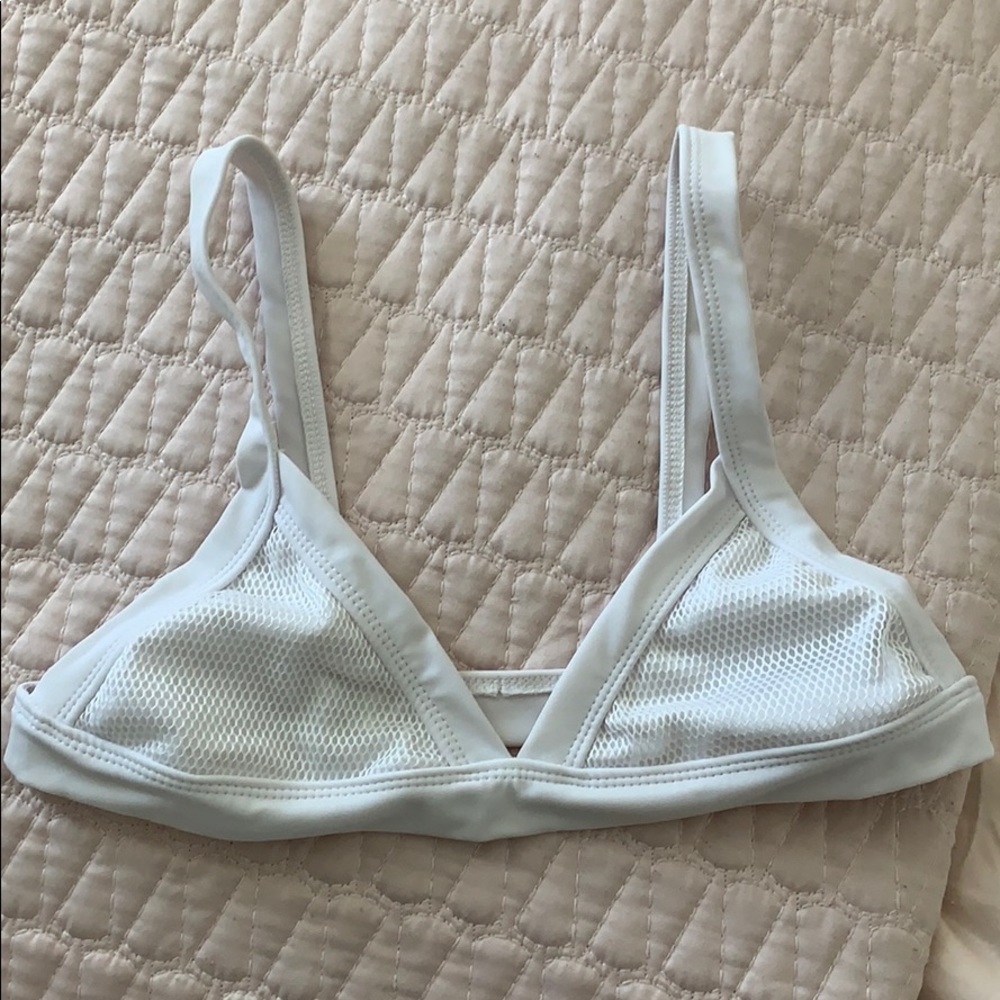 Coulbourne bikini top